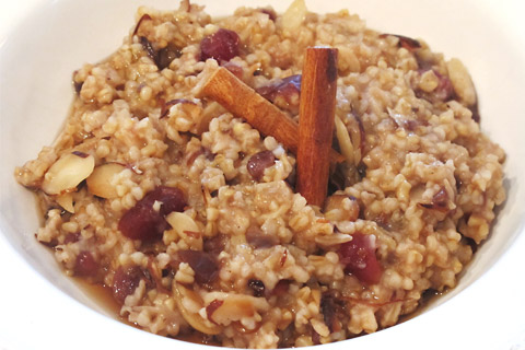 Steel Cut Oatmeal With Cranberries and Pecans - A healthy and comforting breakfast that's easily made in a rice cooker or multi cooker. Visit Tiger USA for the recipe! #steelcutoatmeal #eatinghealthy