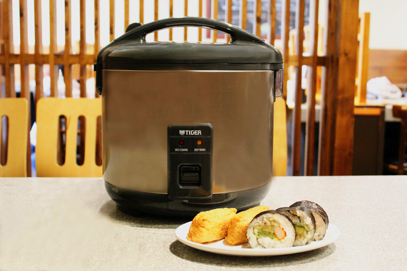 Kitchen & Dining Uncooked Tiger JNPS18UHU 10Cup Stainless Steel Gray Rice Cooker and Warmer