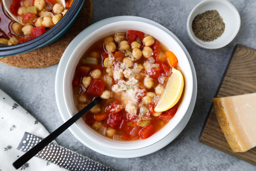 slow cooker chickpea soup